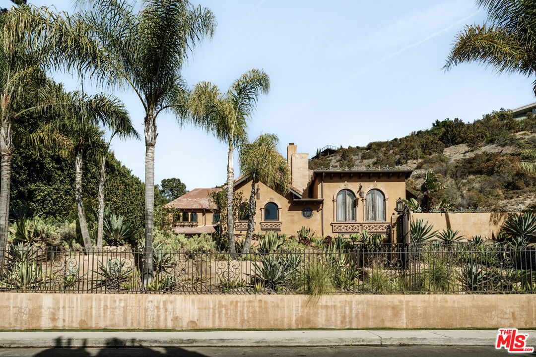 7947 Electra Dr