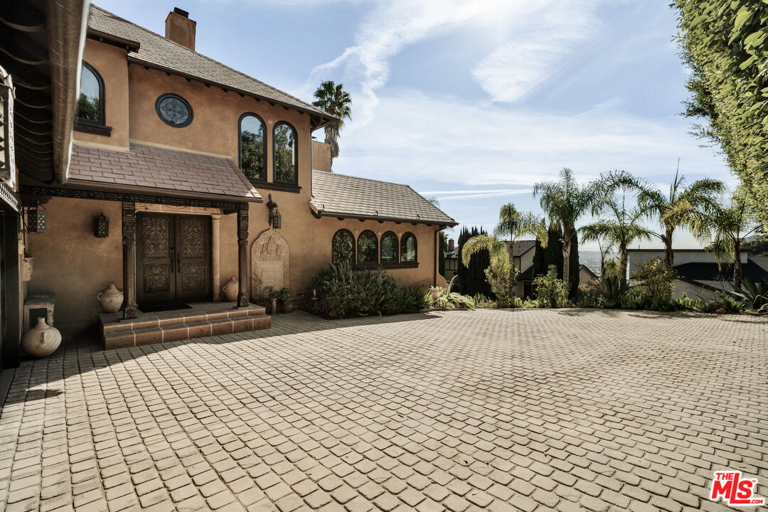 7947 Electra Dr