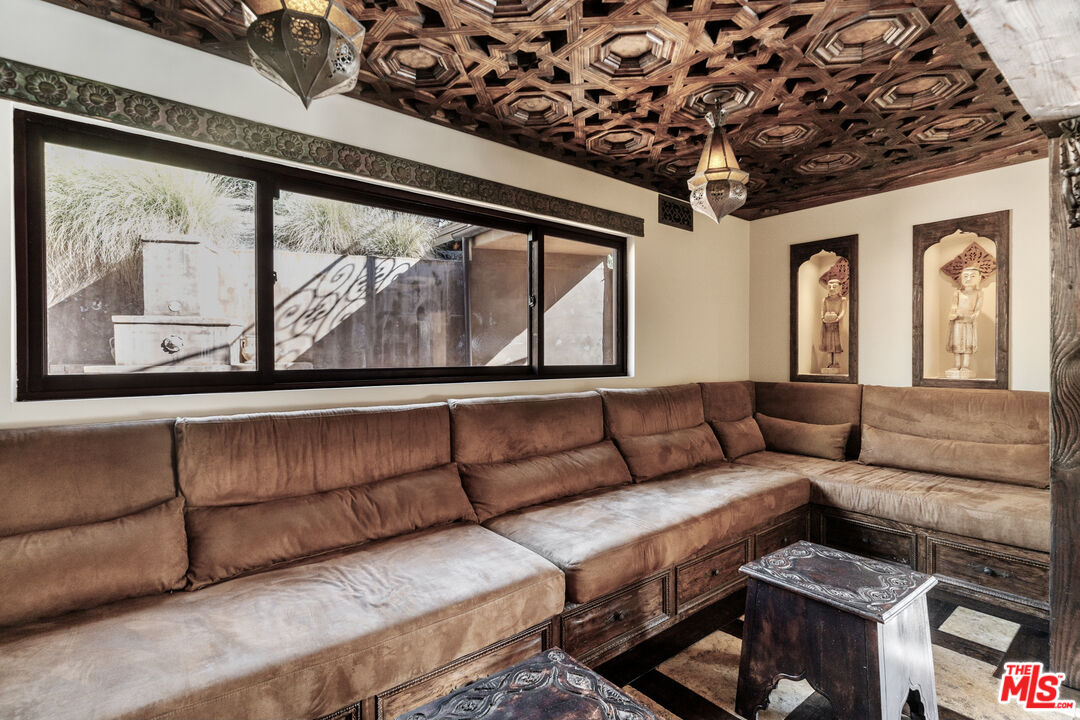 7947 Electra Dr