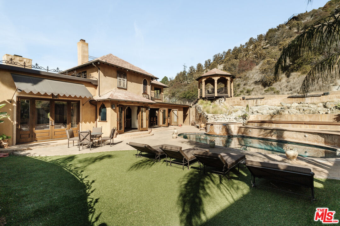 7947 Electra Dr
