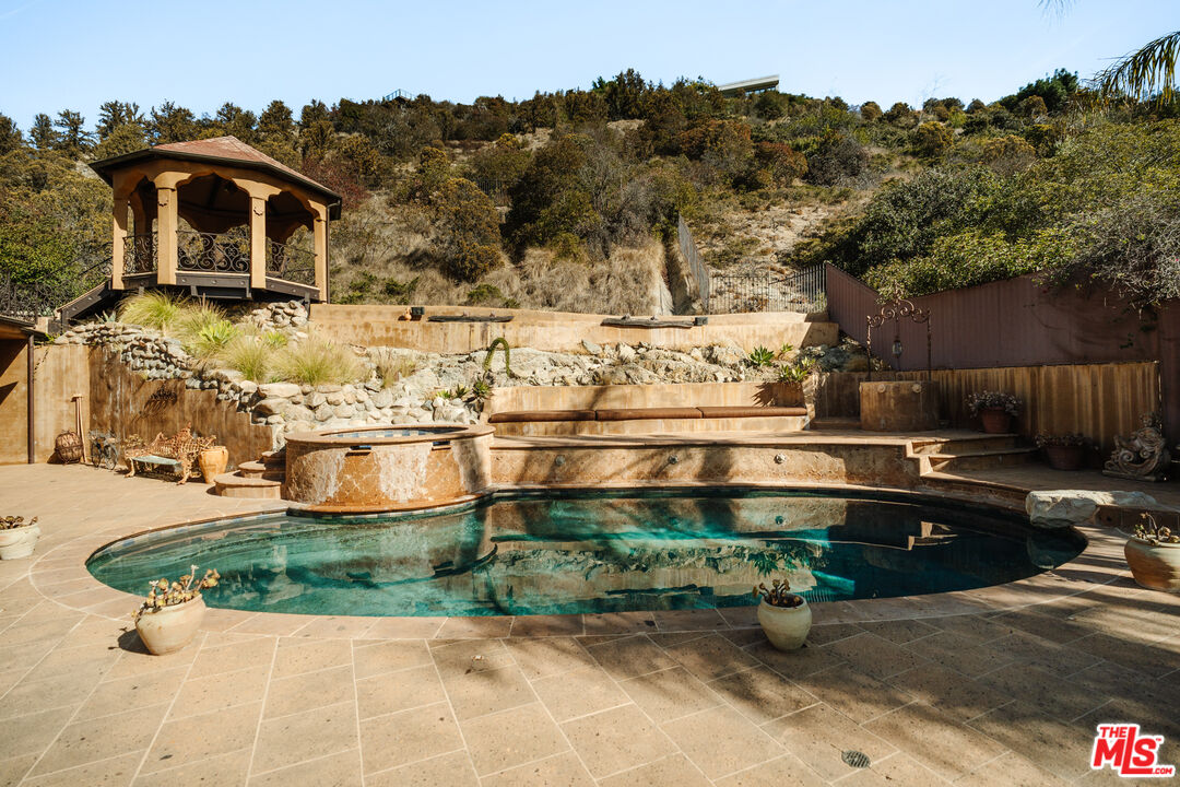 7947 Electra Dr