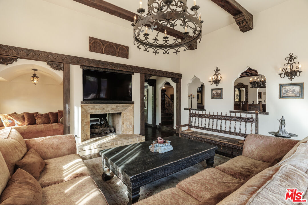 7947 Electra Dr