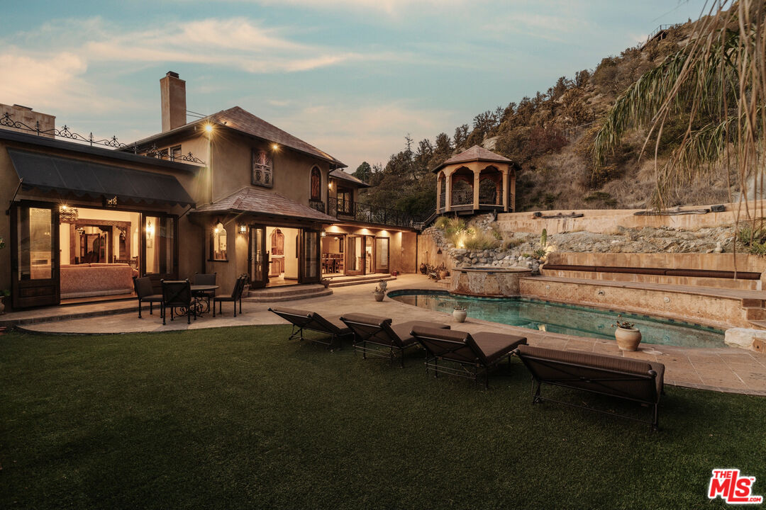 7947 Electra Dr