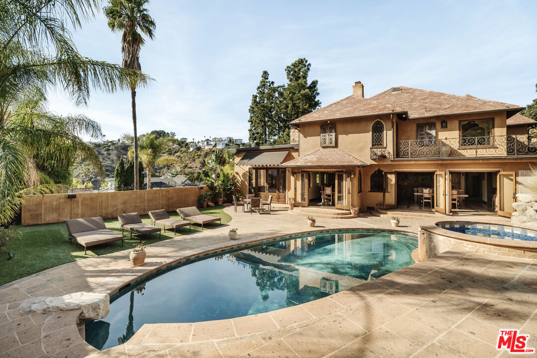 7947 Electra Dr