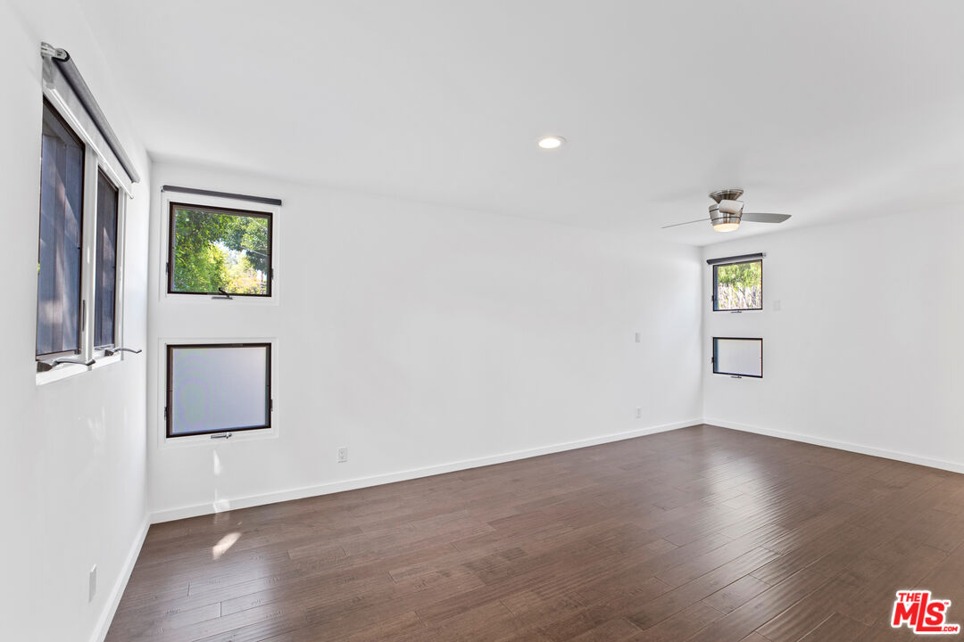 420 S Westgate Ave