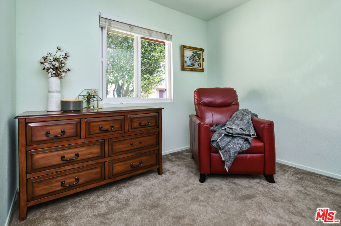 10341 Canoga Ave Unit: 19