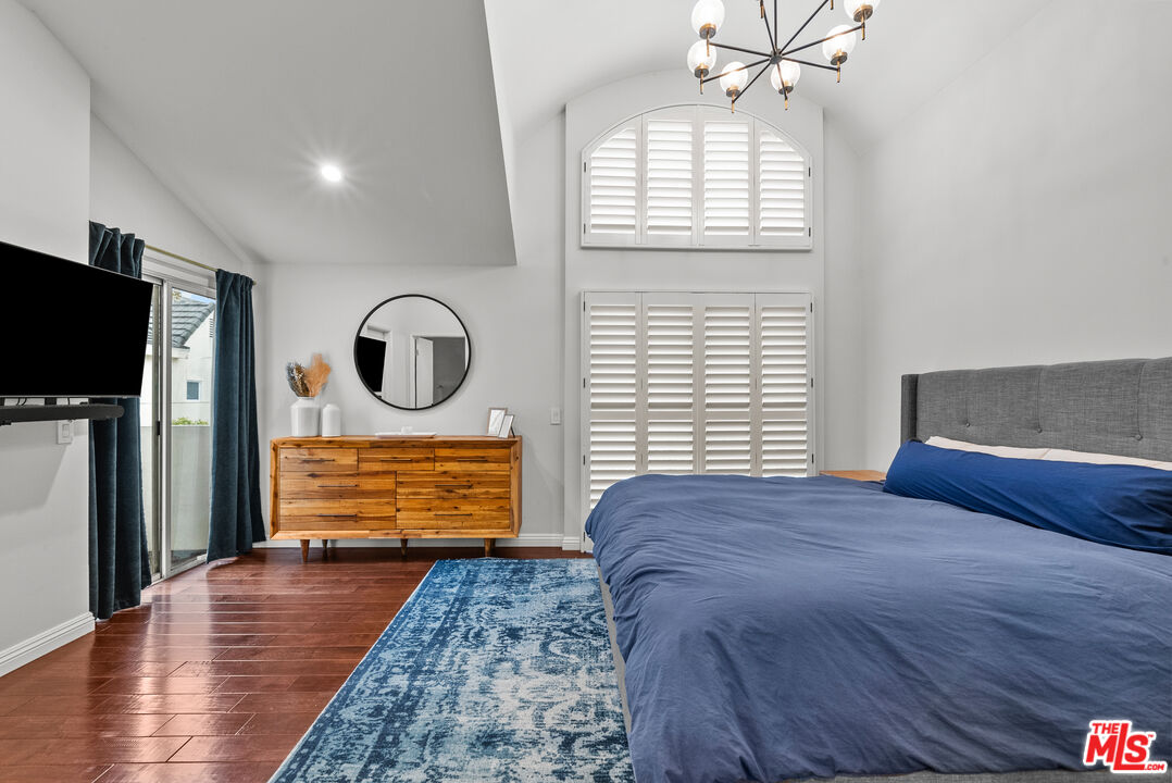 5107 Coldwater Canyon Ave Unit: 5