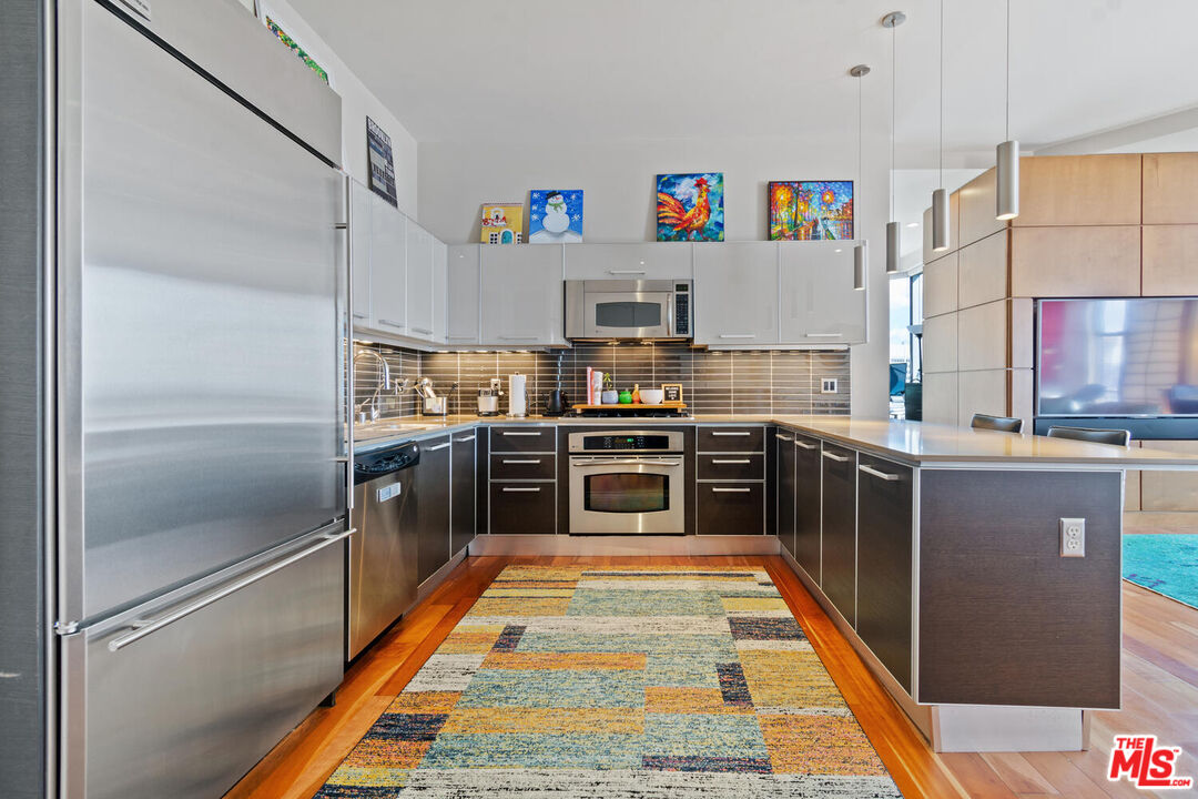 801 S Grand Ave Unit: 2007