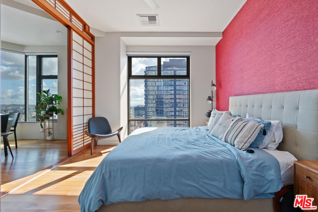 801 S Grand Ave Unit: 2007