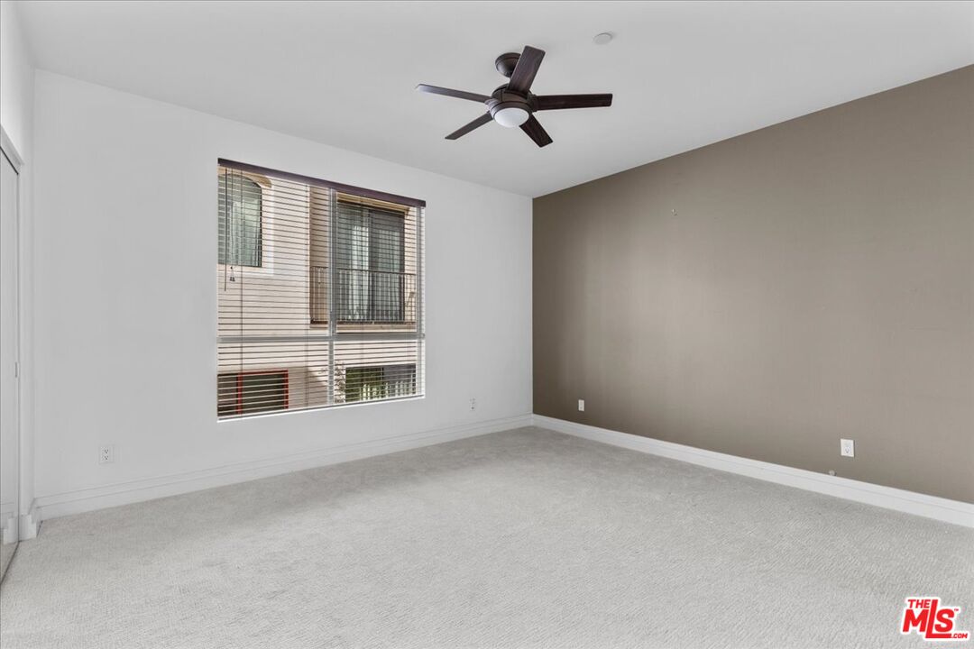 1430 S Beverly Glen Blvd Unit: 302
