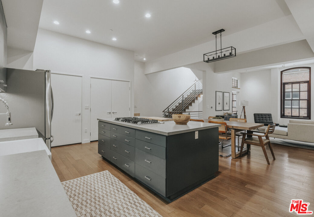 940 E 2nd St Unit: 36