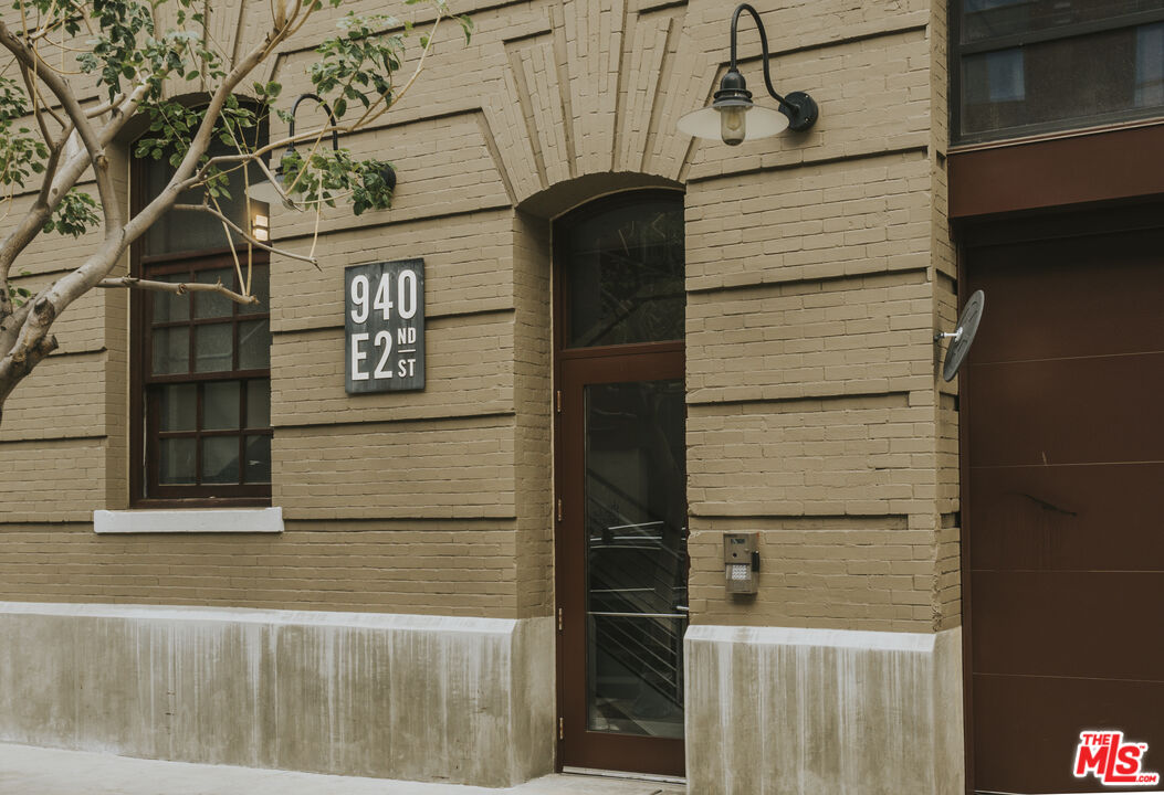 940 E 2nd St Unit: 36