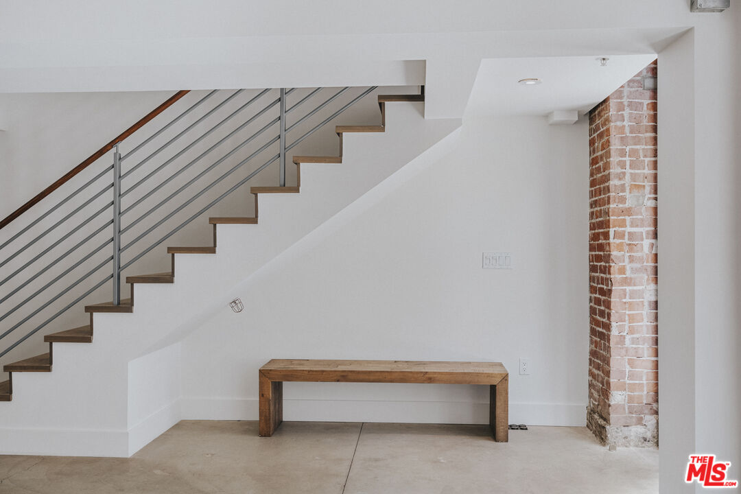 940 E 2nd St Unit: 36