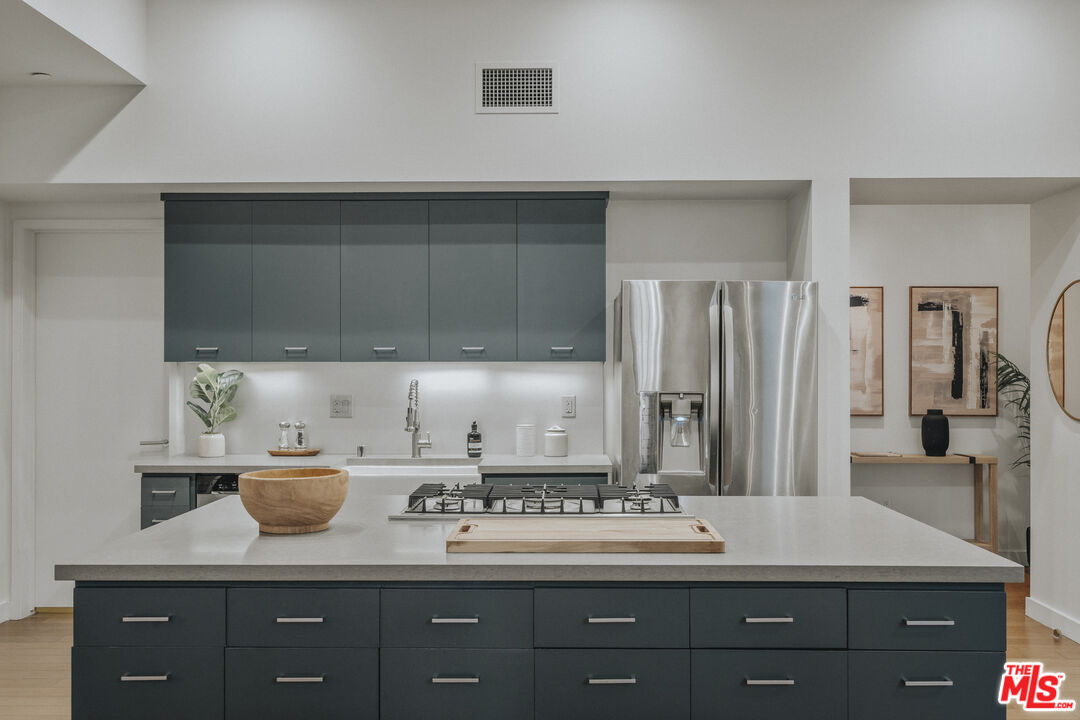 940 E 2nd St Unit: 36