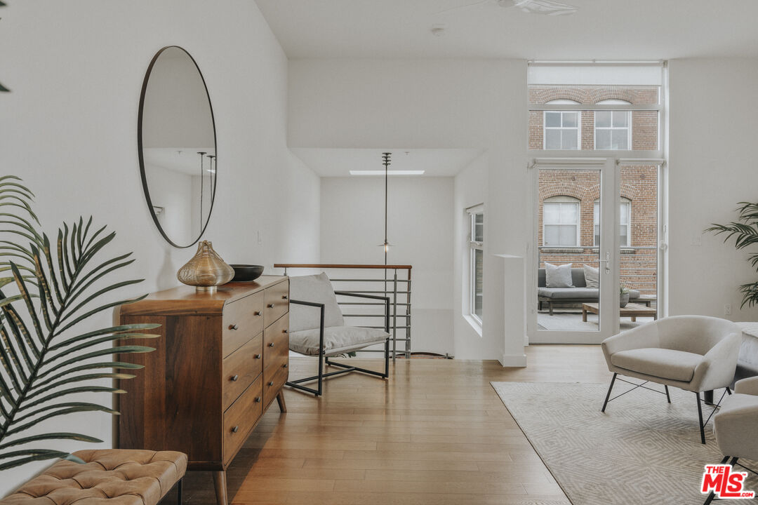 940 E 2nd St Unit: 36