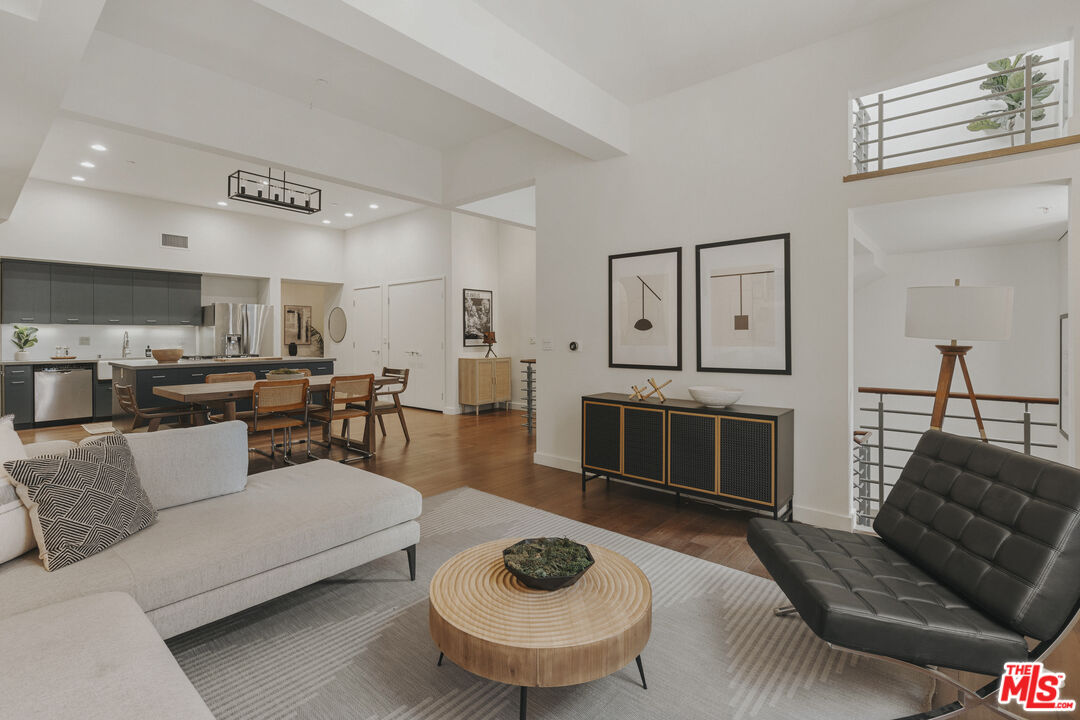940 E 2nd St Unit: 36