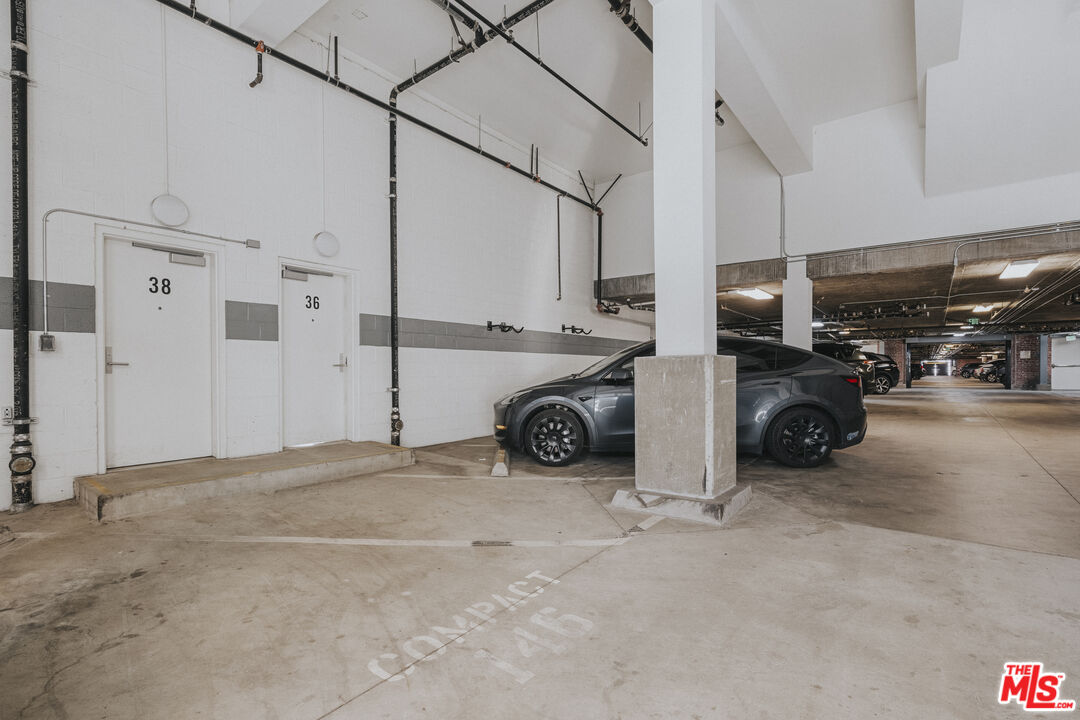 940 E 2nd St Unit: 36