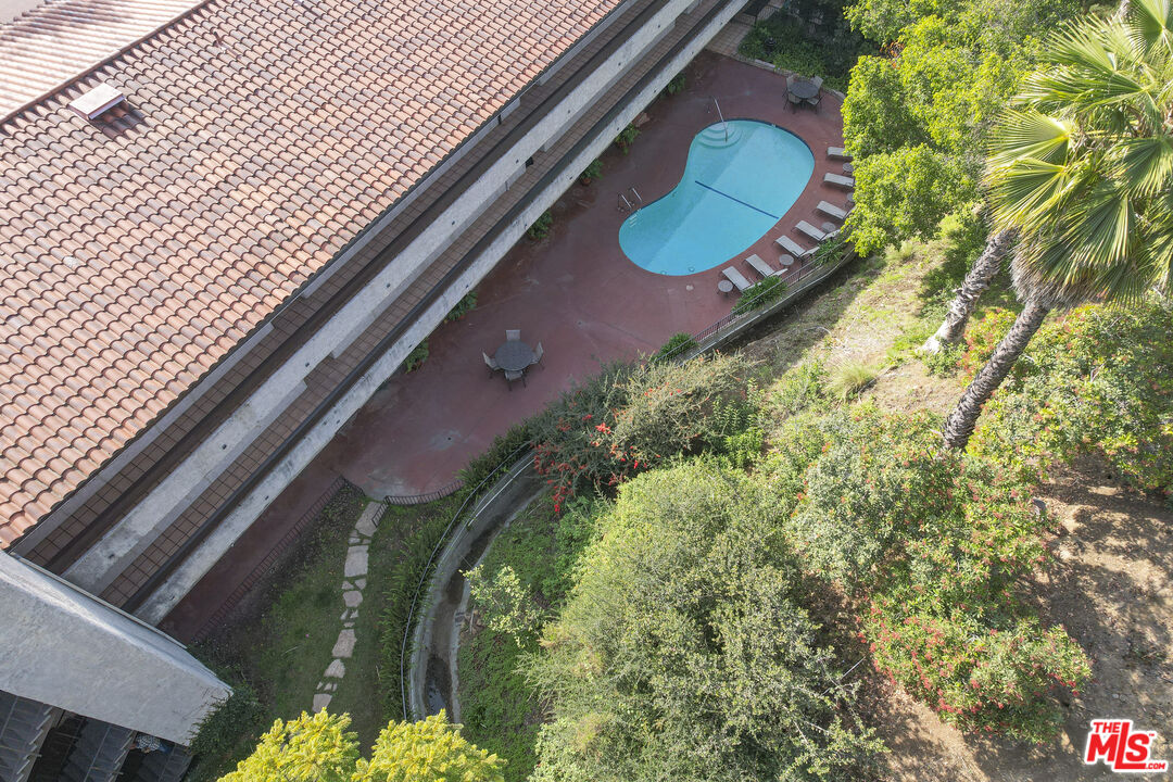 2700 Cahuenga Blvd Unit: 4121