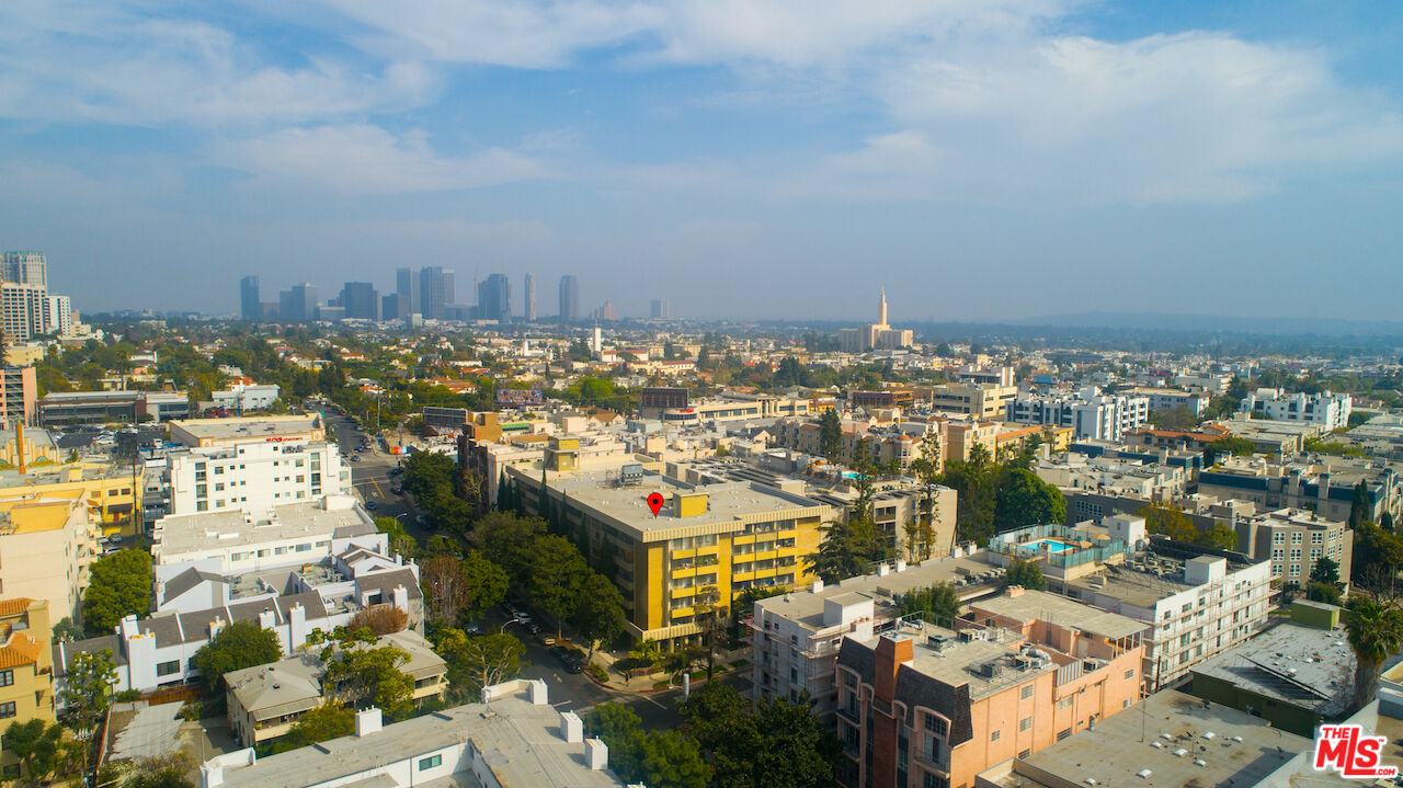 1300 Midvale Ave Unit: 201