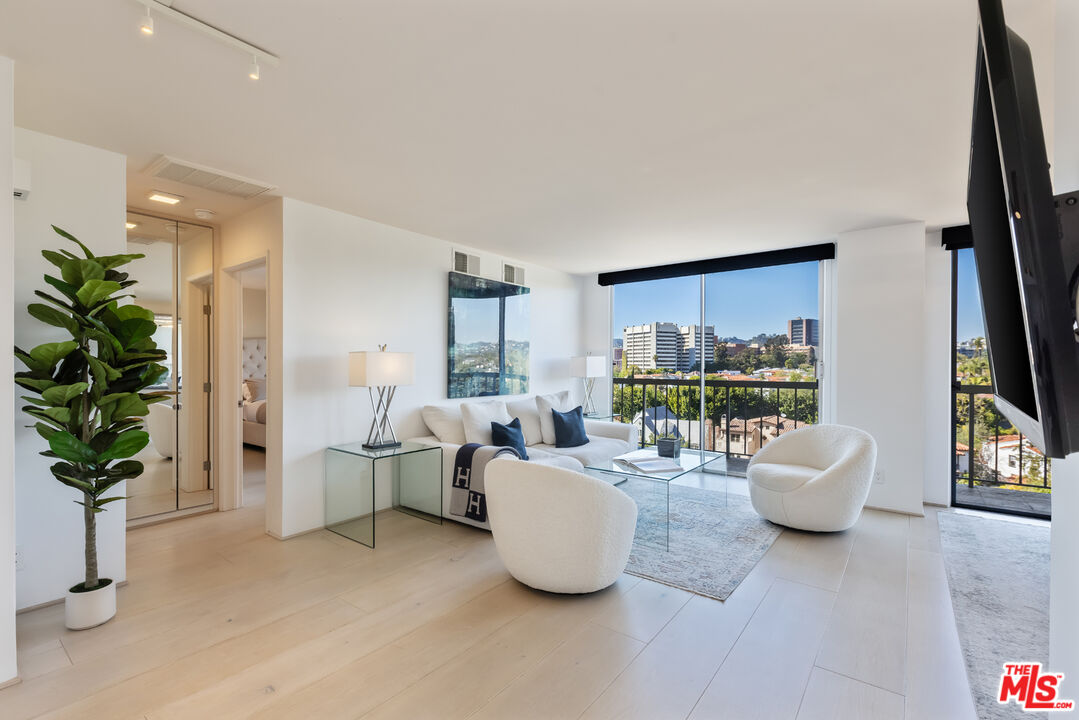 10751 Wilshire Blvd Unit: 908
