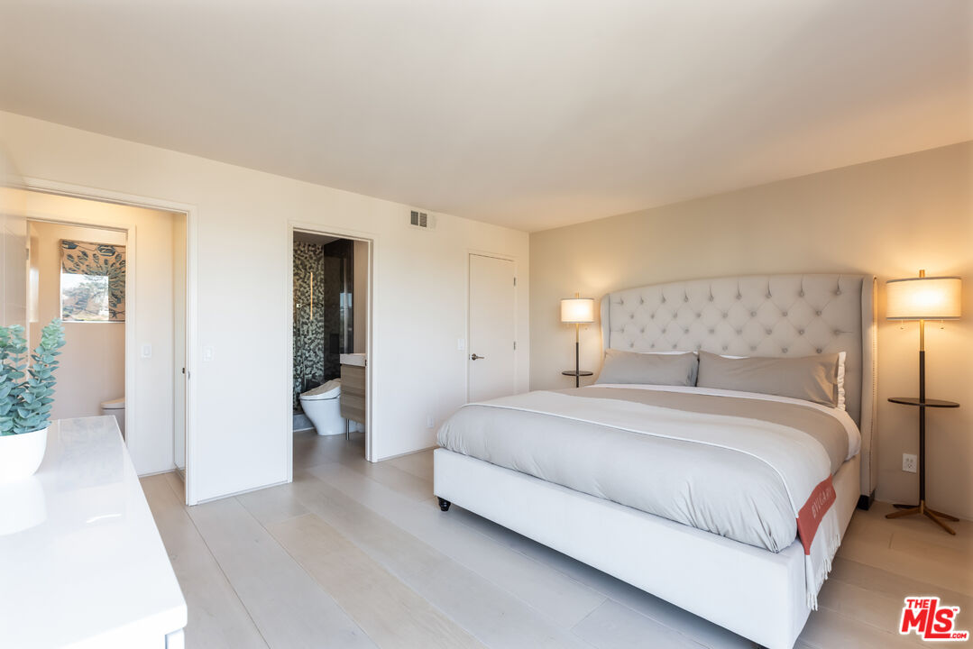 10751 Wilshire Blvd Unit: 908