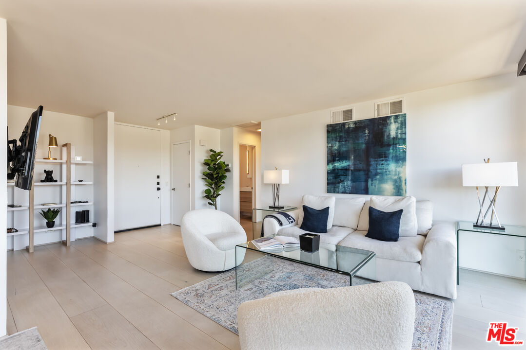 10751 Wilshire Blvd Unit: 908