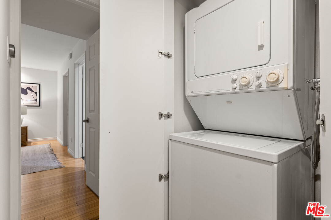 1129 Larrabee St Unit: 3