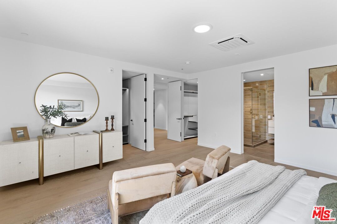 1618 Hilts Ave Unit: 303