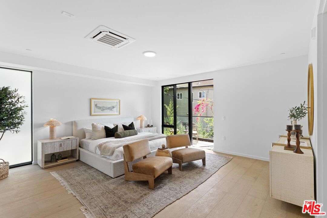 1618 Hilts Ave Unit: 303