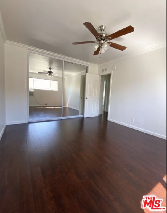 1261 N Laurel Ave Unit: 16