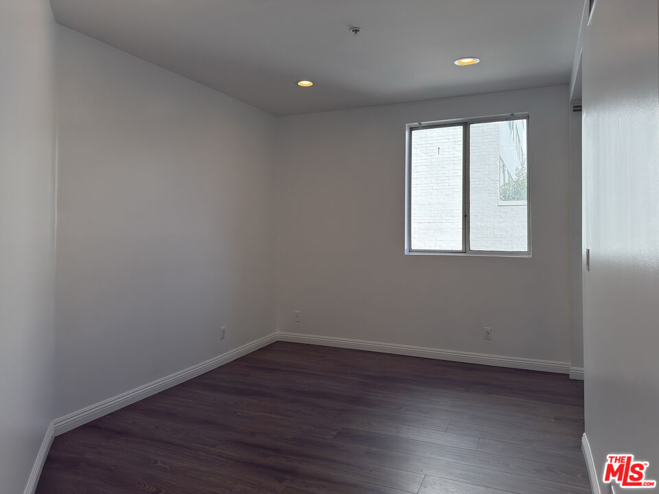 120 S Crescent Dr Unit: 102