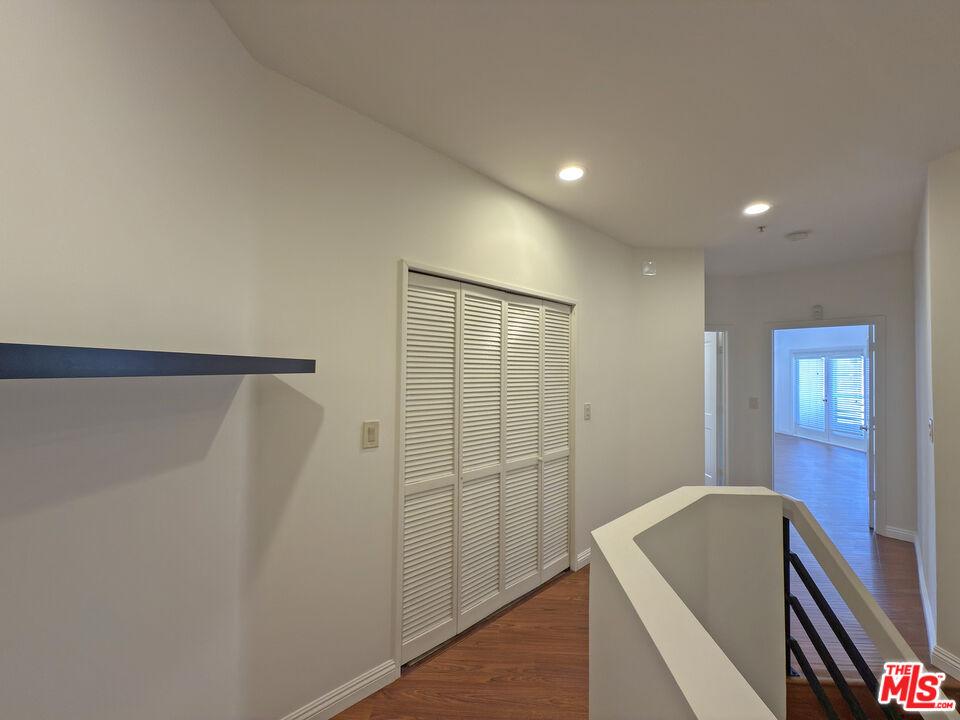 120 S Crescent Dr Unit: 305