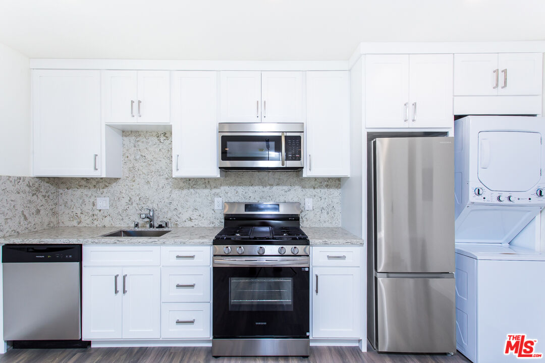 1256 Princeton St Unit: E