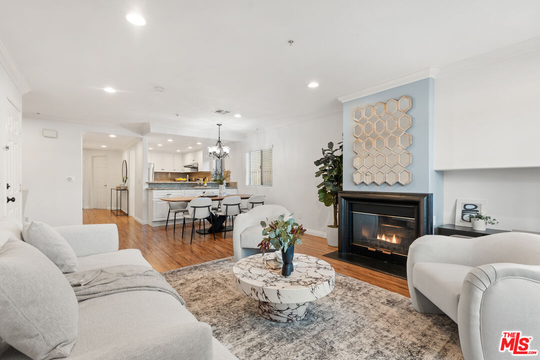 15114 Sherman Way Unit: 107