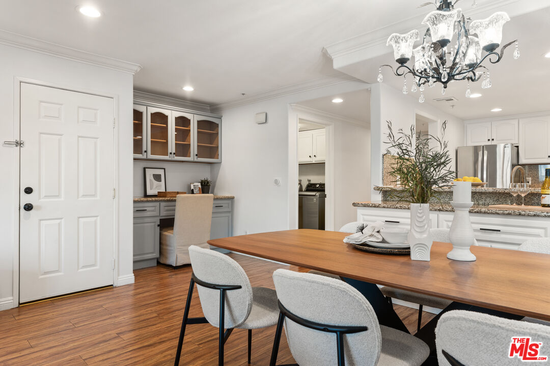 15114 Sherman Way Unit: 107