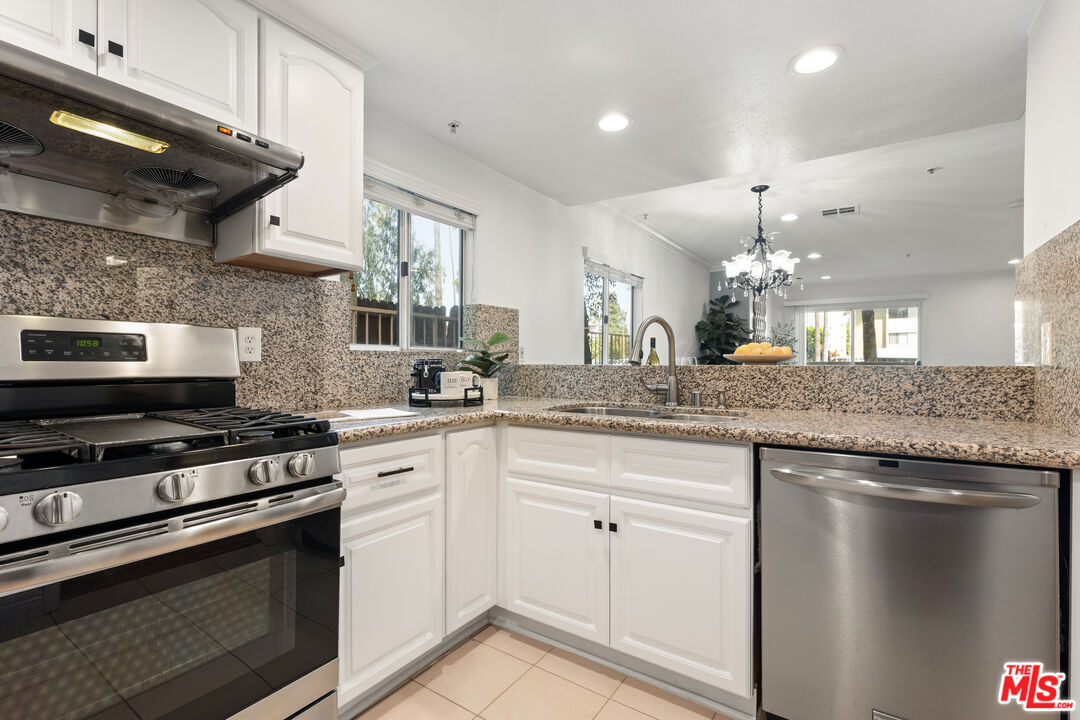 15114 Sherman Way Unit: 107