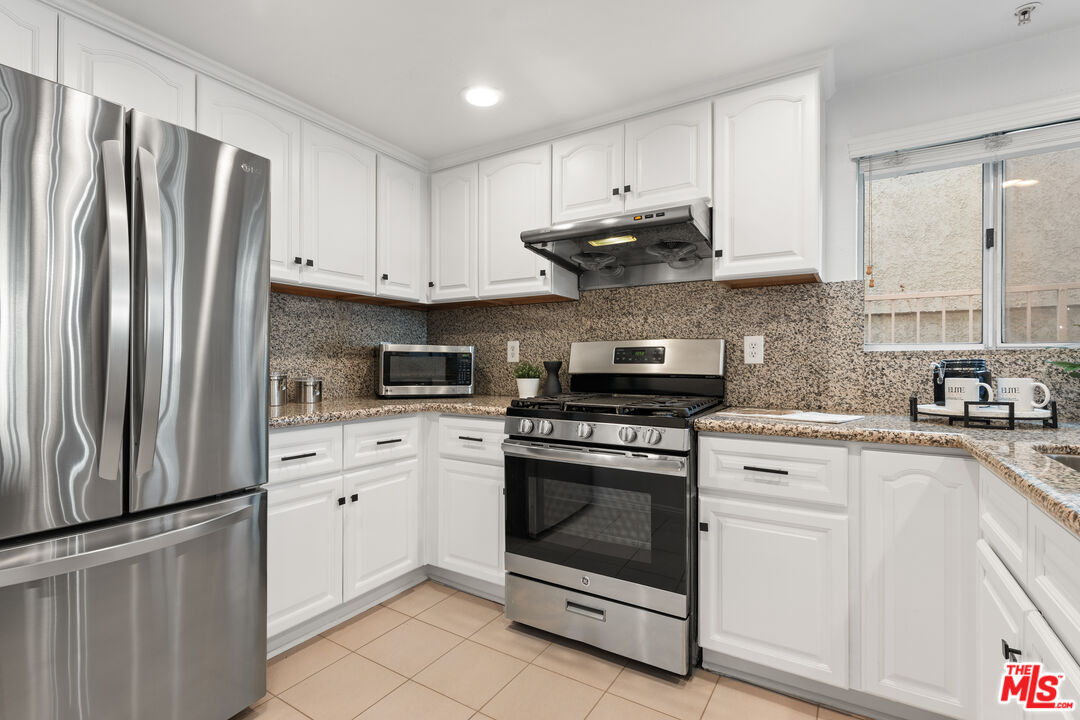 15114 Sherman Way Unit: 107