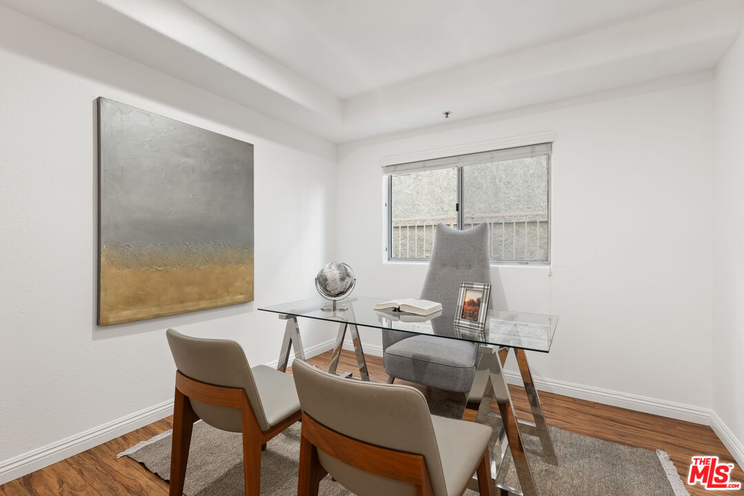 15114 Sherman Way Unit: 107