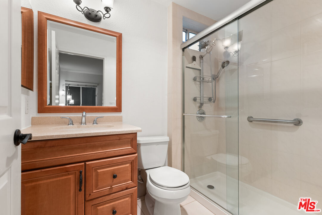 15114 Sherman Way Unit: 107