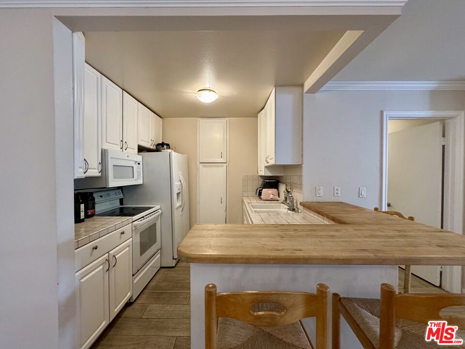7740 Redlands St Unit: M2069