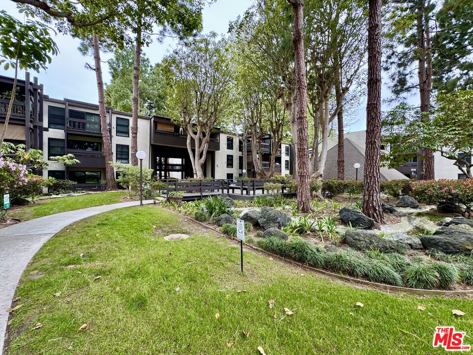 7740 Redlands St Unit: M2069