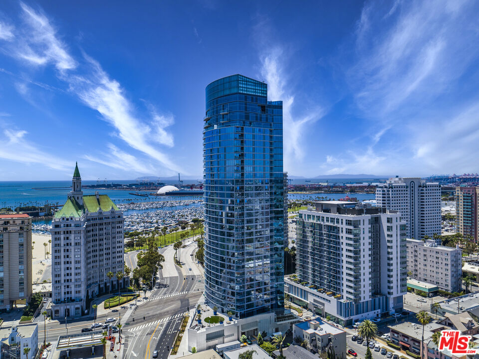 777 E Ocean Blvd Unit: PH 3401