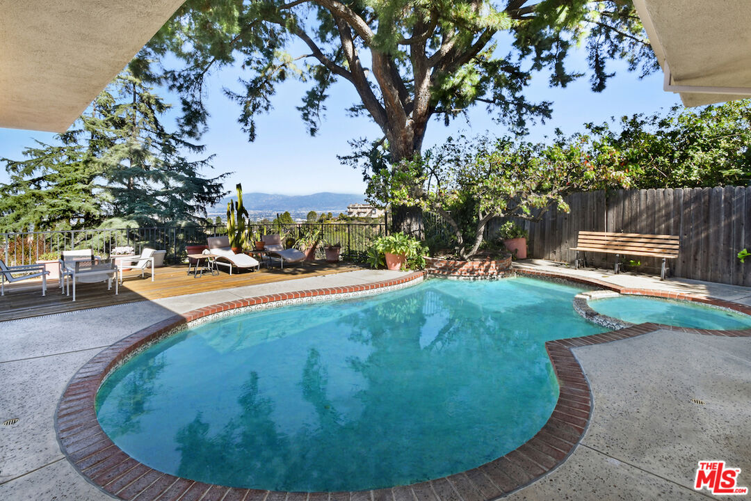 3344 Alginet Dr