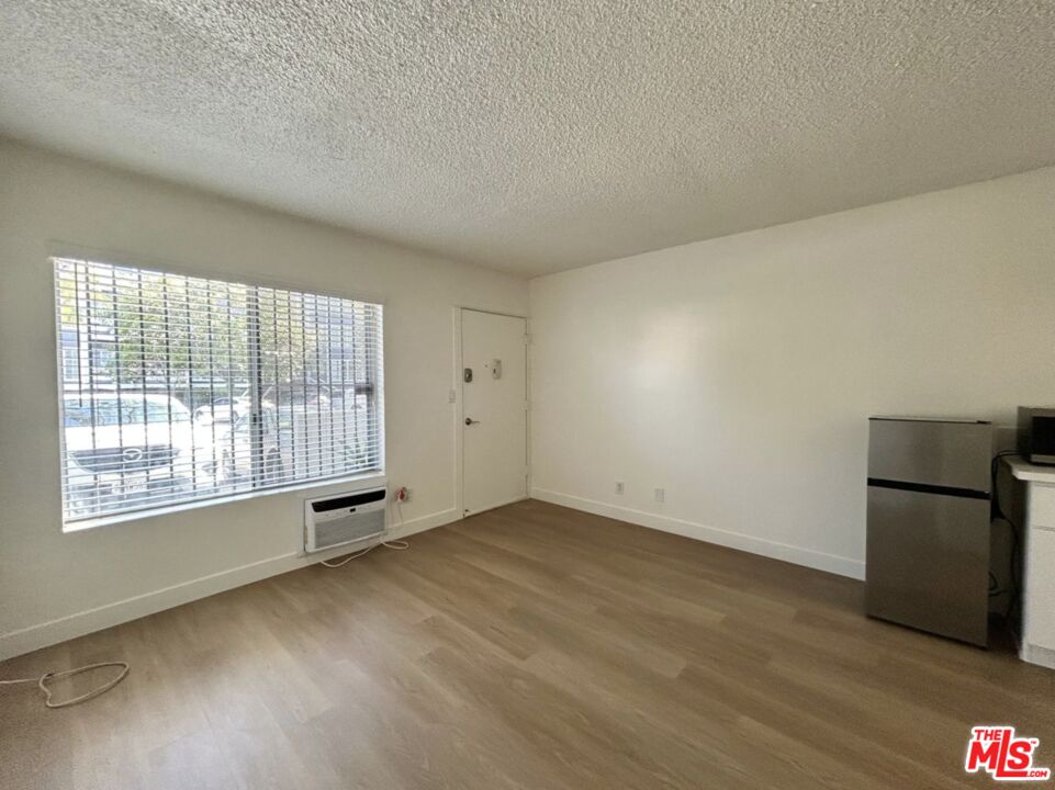 1827 Veteran Ave Unit: 1