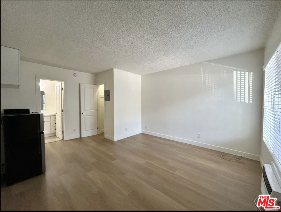 1827 Veteran Ave Unit: 1