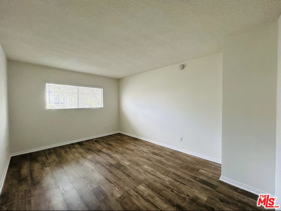 1827 Veteran Ave Unit: 15