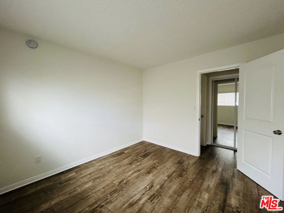 1827 Veteran Ave Unit: 15
