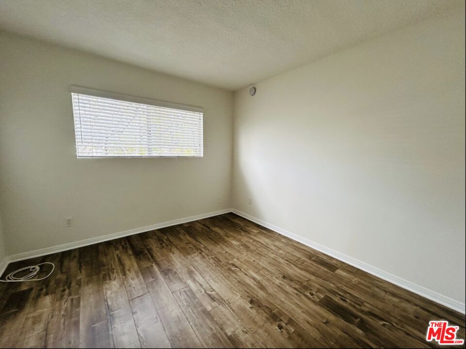 1827 Veteran Ave Unit: 15