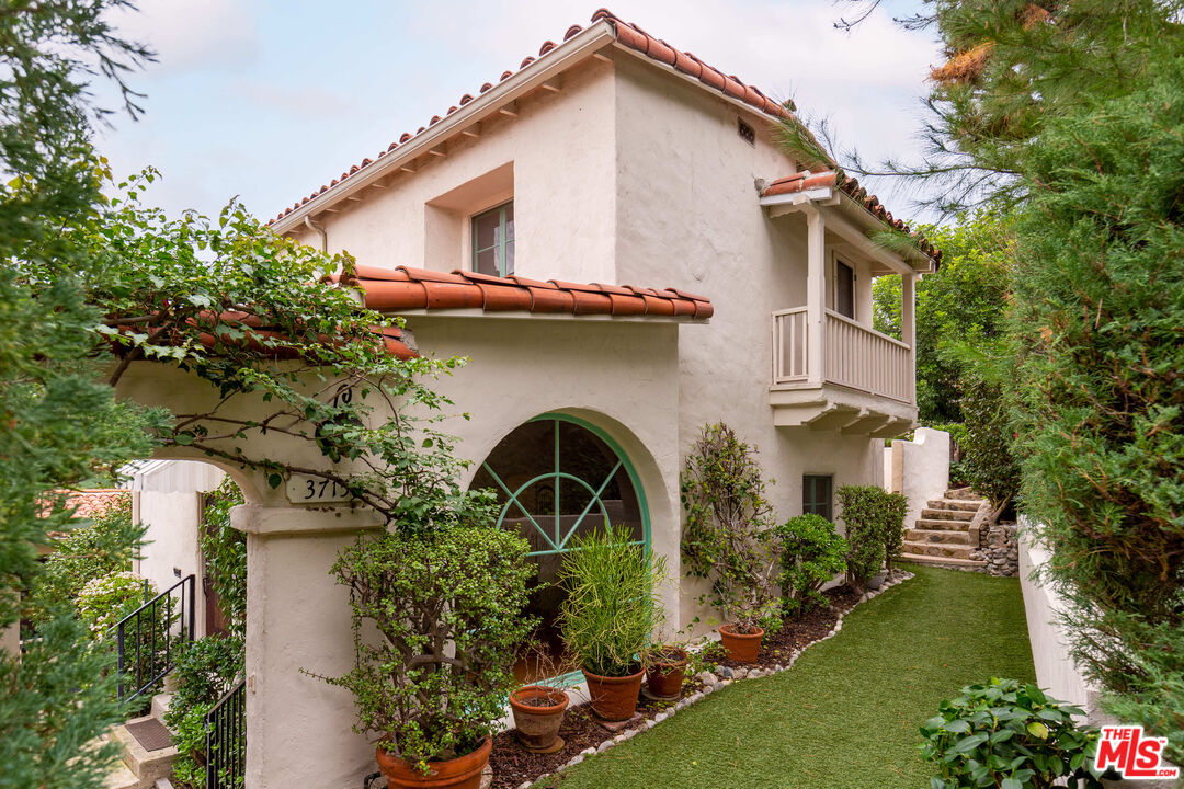 3715 ARBOLADA RD