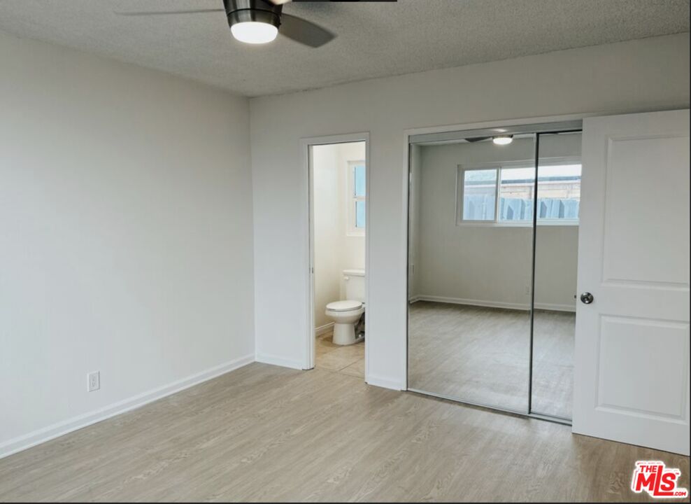1261 N Laurel Ave Unit: 8